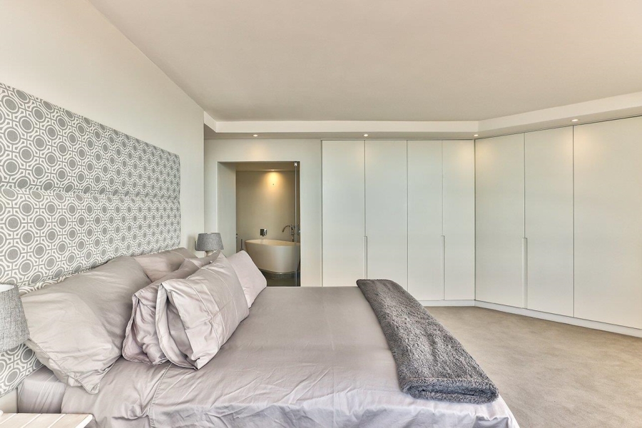 2 Bedroom Property for Sale in Bantry Bay Western Cape